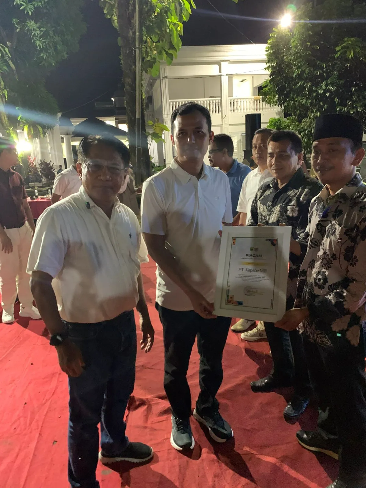 Arsindo Irmawan bersama pimpinan daerah Kabupaten Padang Pariaman dalam acara resmi